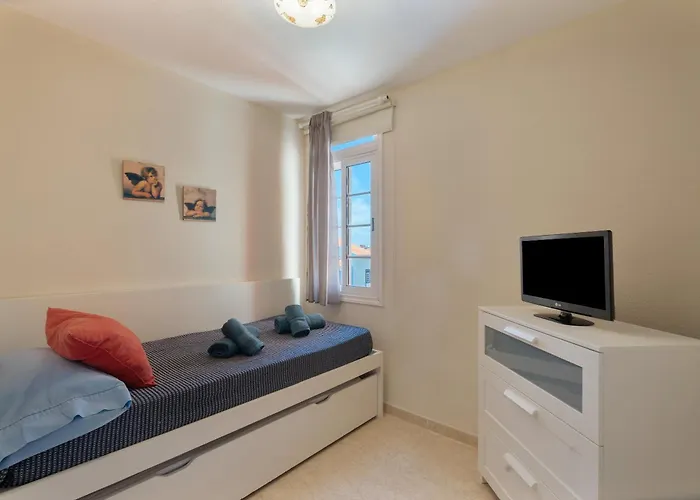 Tus Vacaciones En Callao Кальяо-Сальвахе